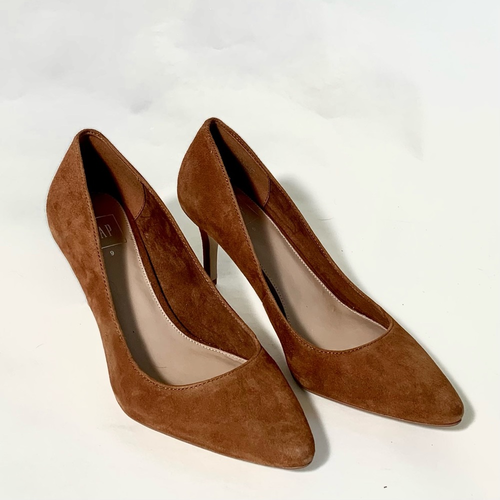 GAP suede heels, size 9, “mocha” color, never worn